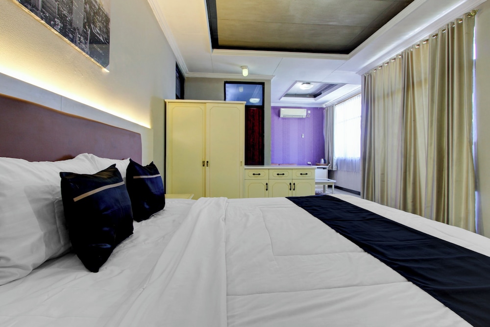 Oyo 3934 Hotel Istana Syariah Ex Istana Pekalongan 17/50
