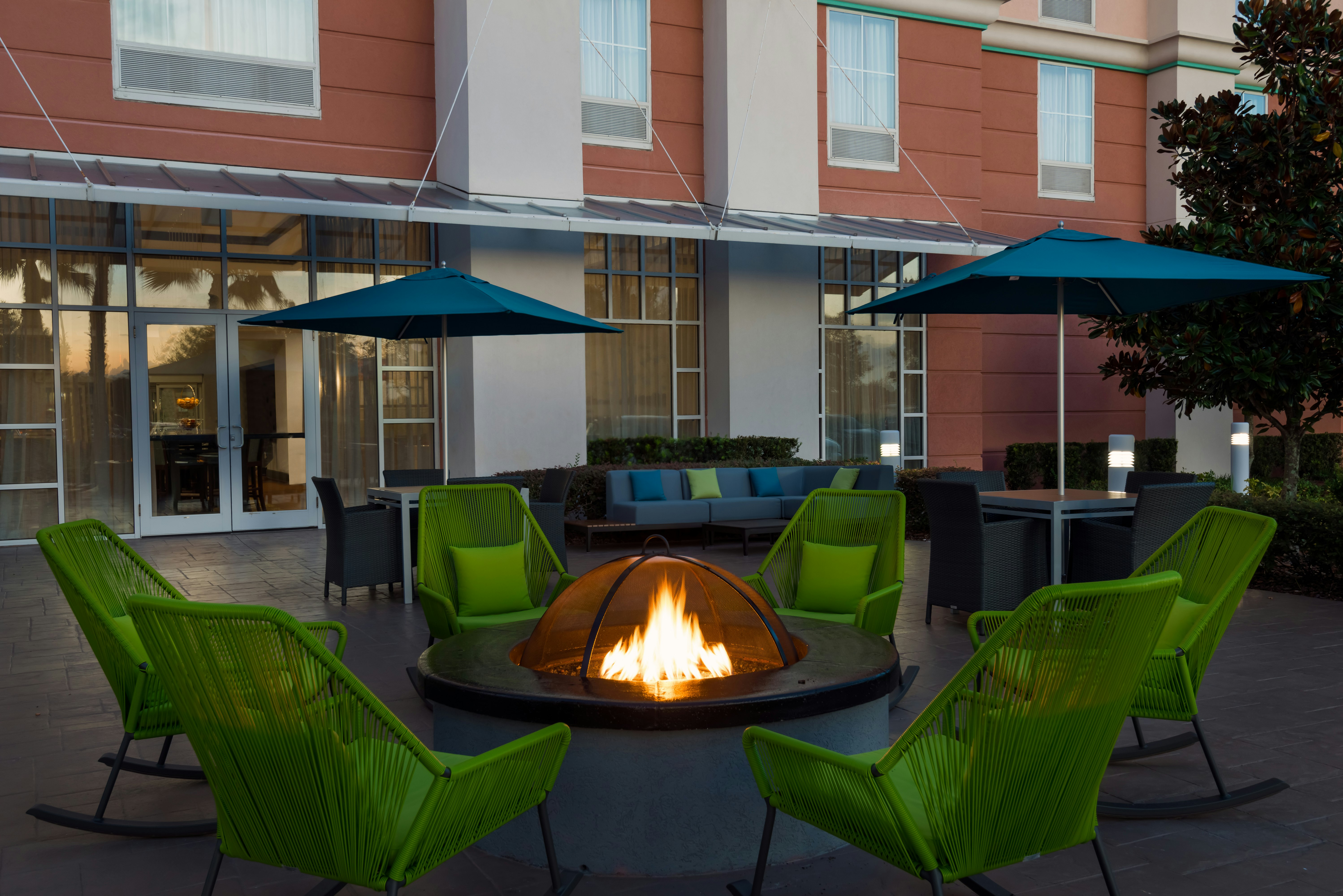 Hampton Inn & Suites Orlando Airport @ Gateway Village FL 31/58