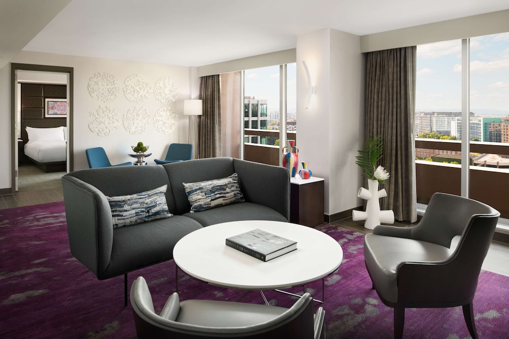 Hilton Washington DC National Mall The Wharf 37/76