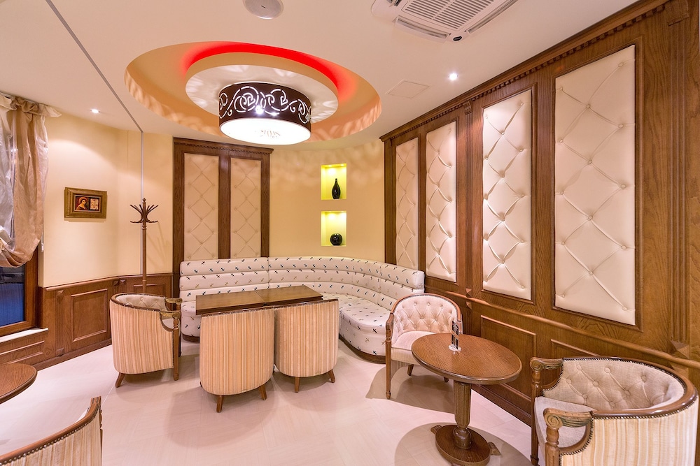 Hotel Club Central 32/49