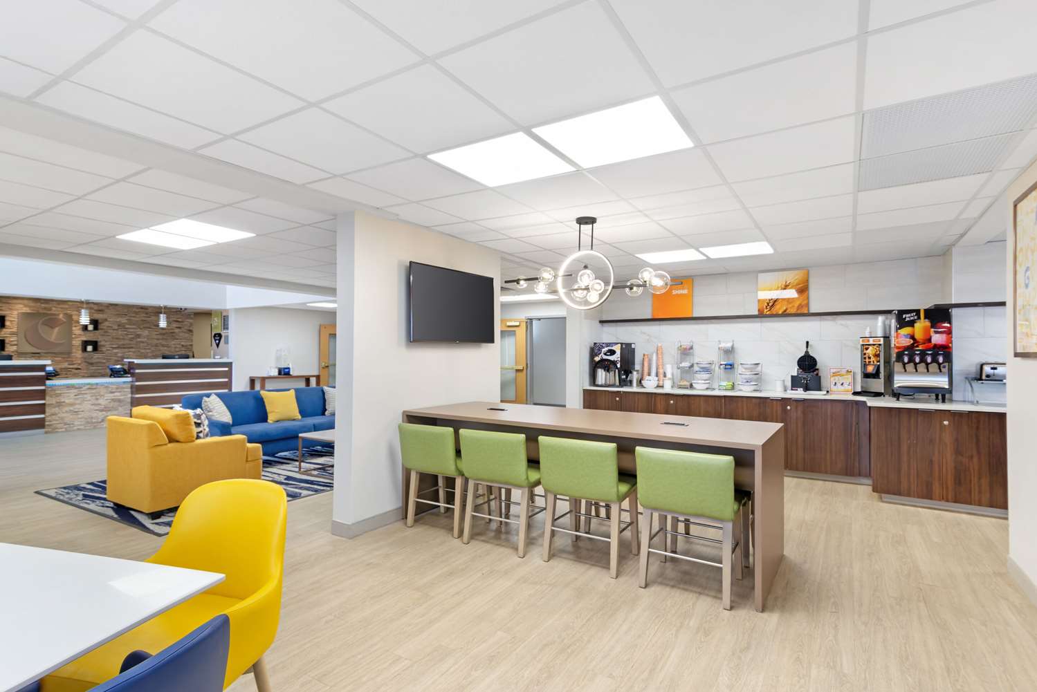 Comfort Suites Northside Hospital Gwinnett 40/47