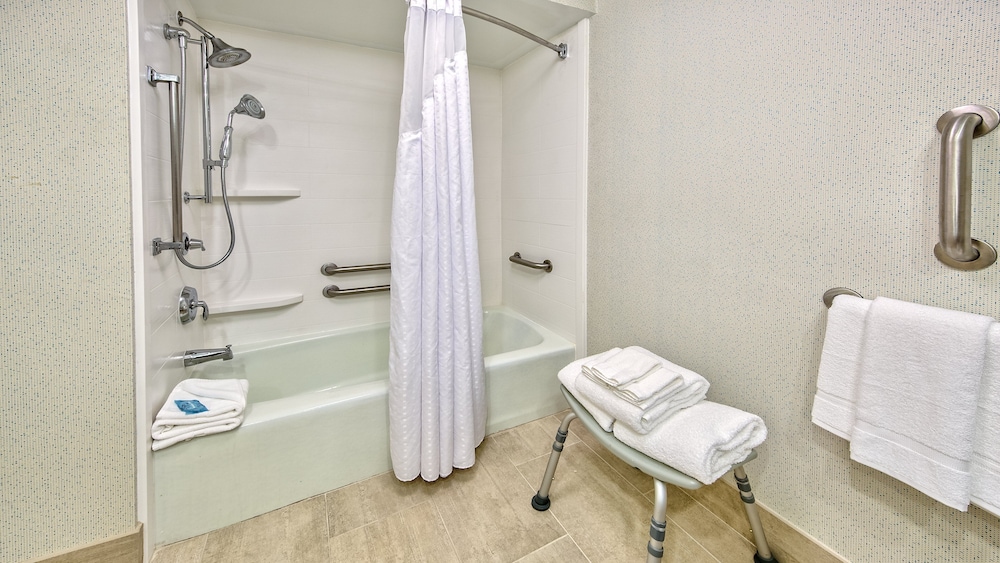 Holiday Inn Express Memphis Medical Center Midtown 20/61