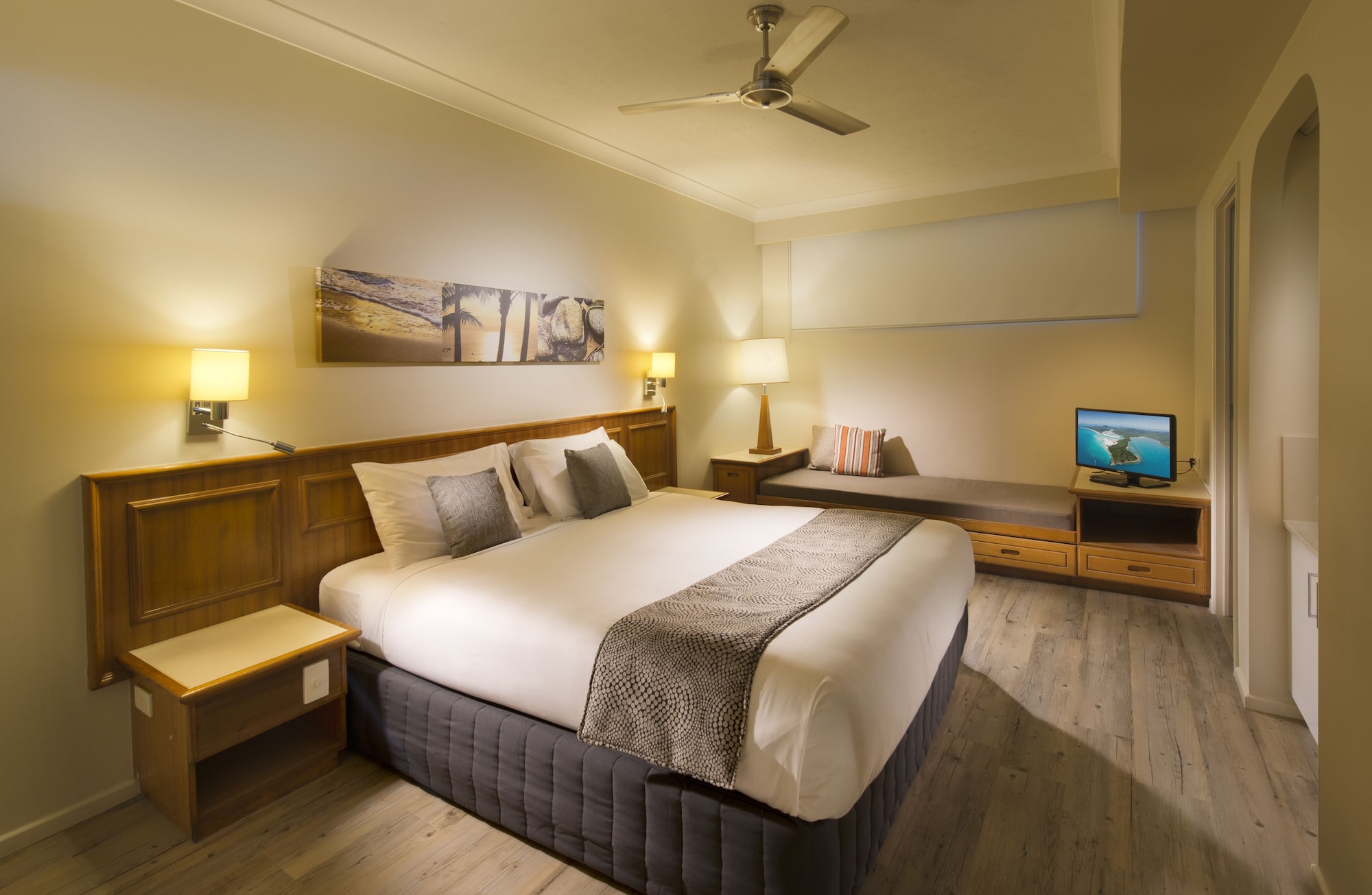 DELUXE, APARTMENT, SEA VIEW