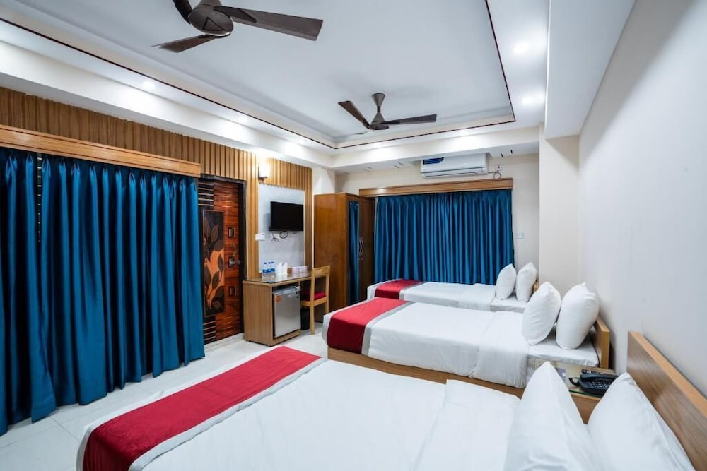 Hotel Safa Residency 24/52
