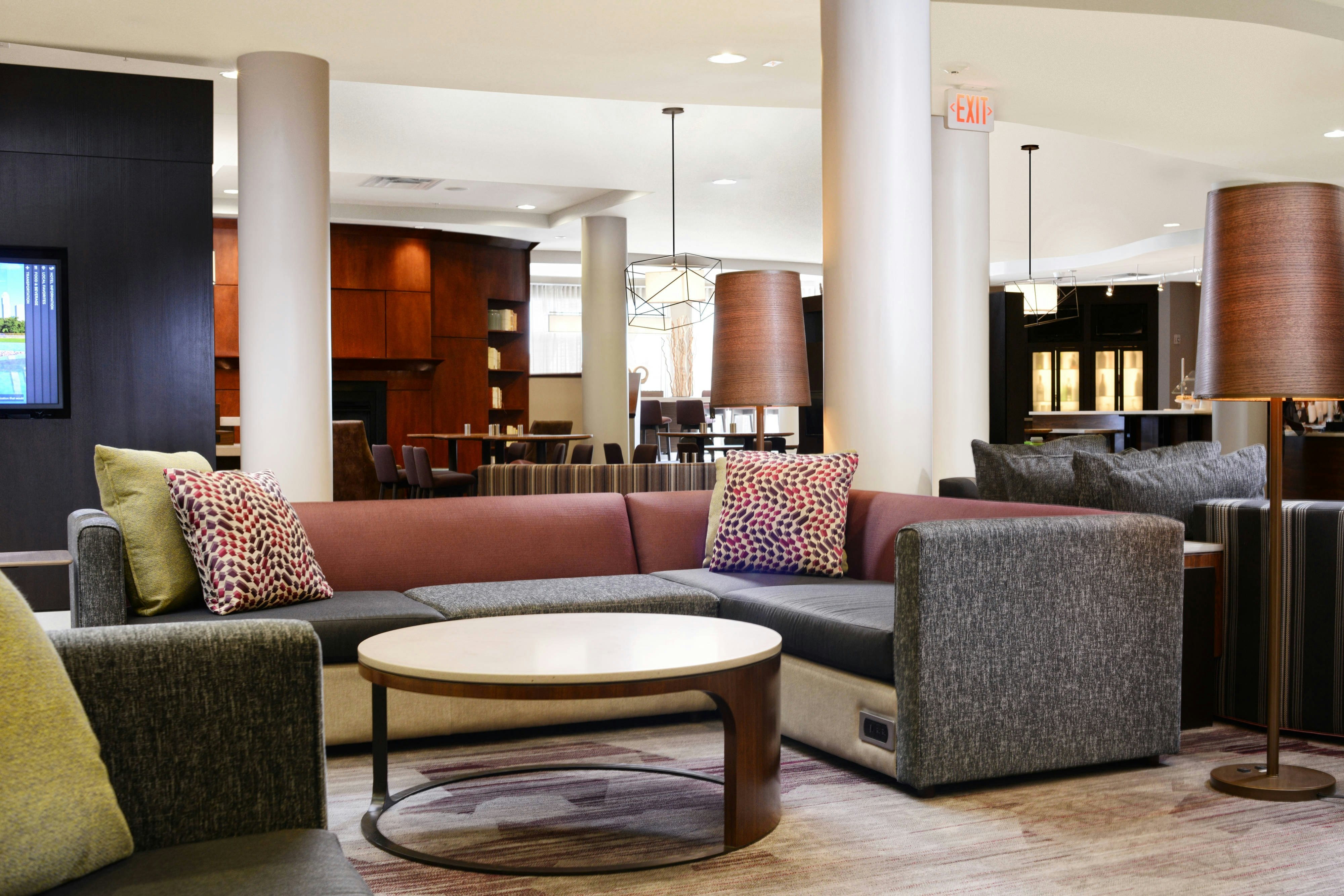 Courtyard Houston Pearland 13/23
