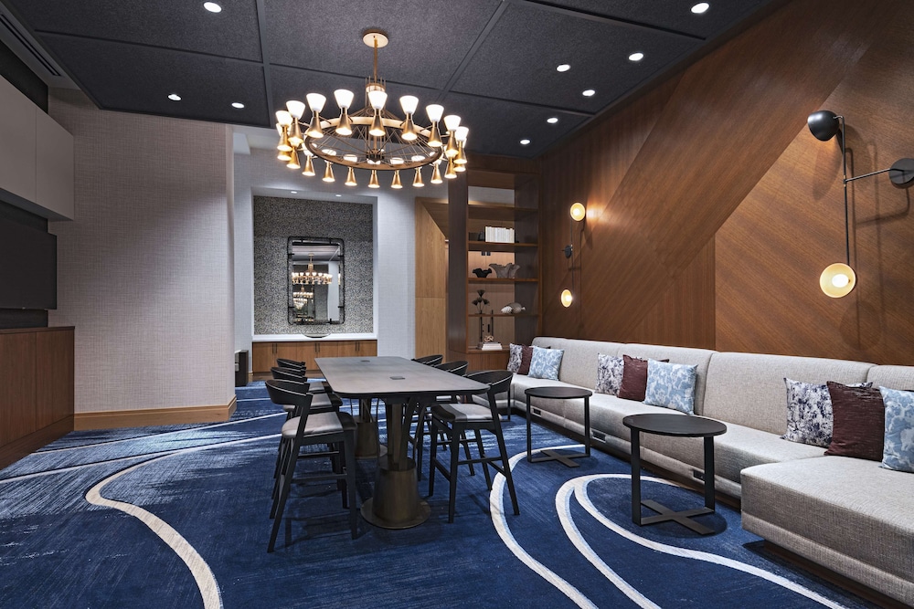 Hyatt Regency Conroe 21/45