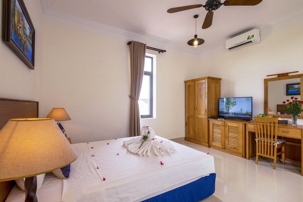 Santa Villa Hoi An 32/72