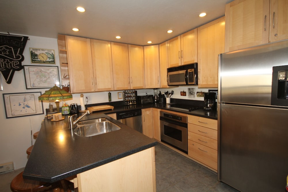 Mammoth Mountain Reservations Condo Collection 26/36