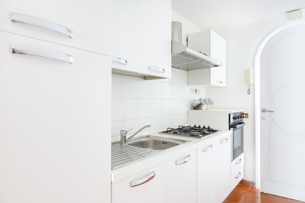 The Sistina Suite 38/46