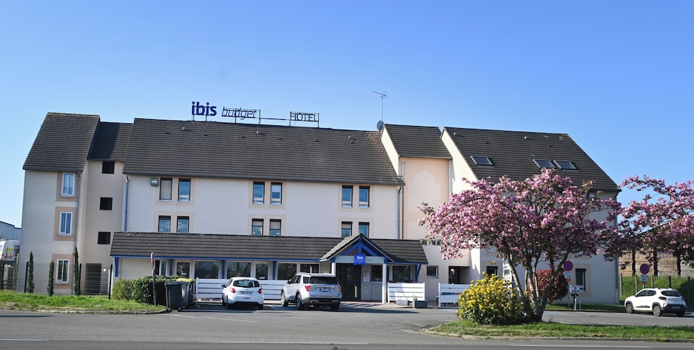 Ibis Budget Laval 10/67