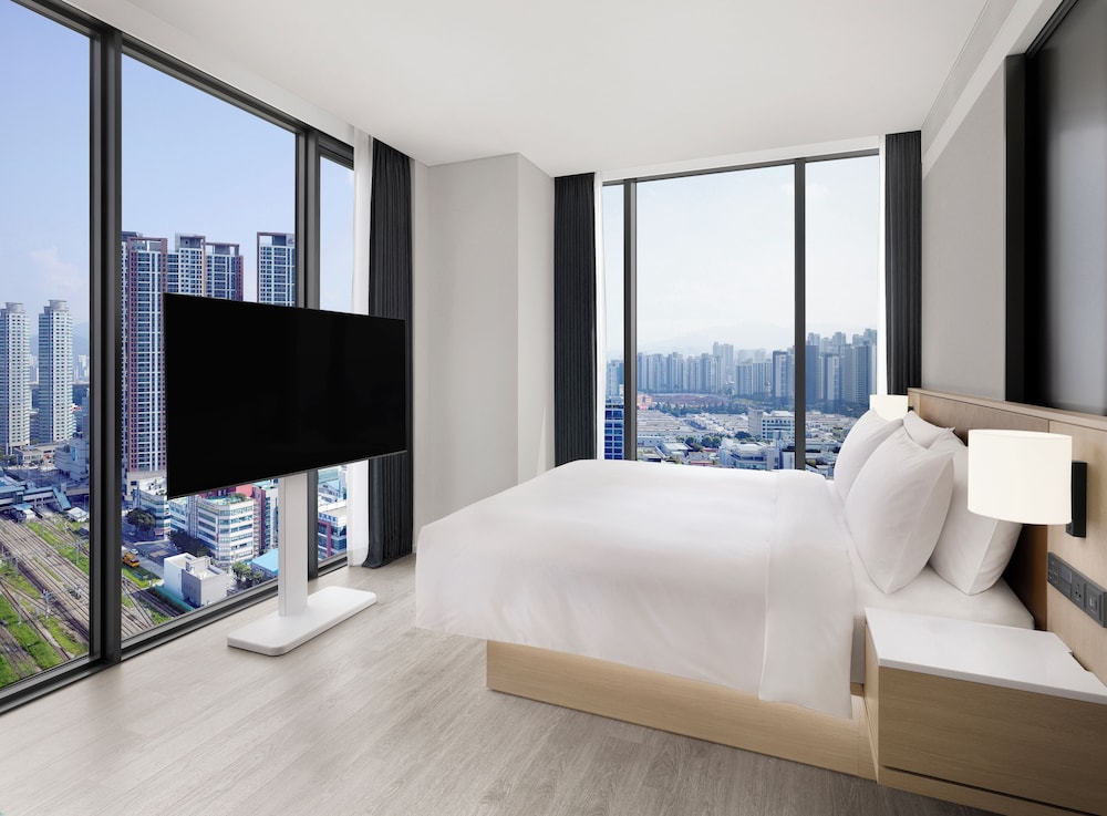 AC Hotel Seoul Geumjeong 12/48