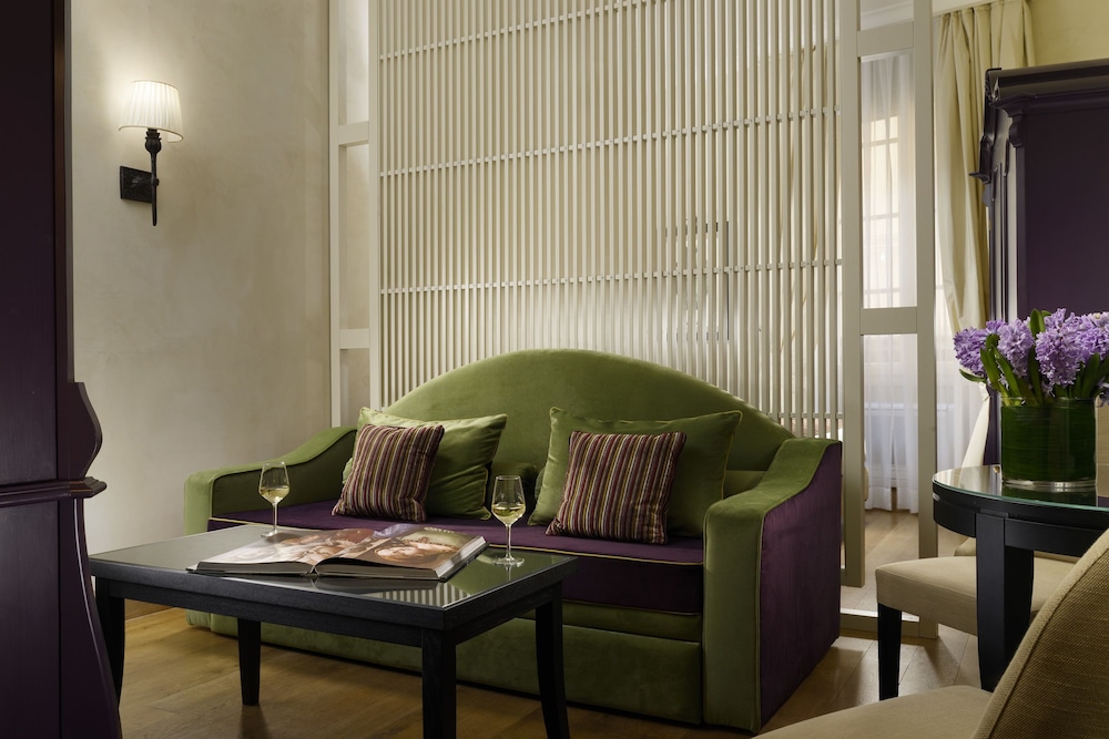 Hotel San Firenze Suites And Spa 63/75