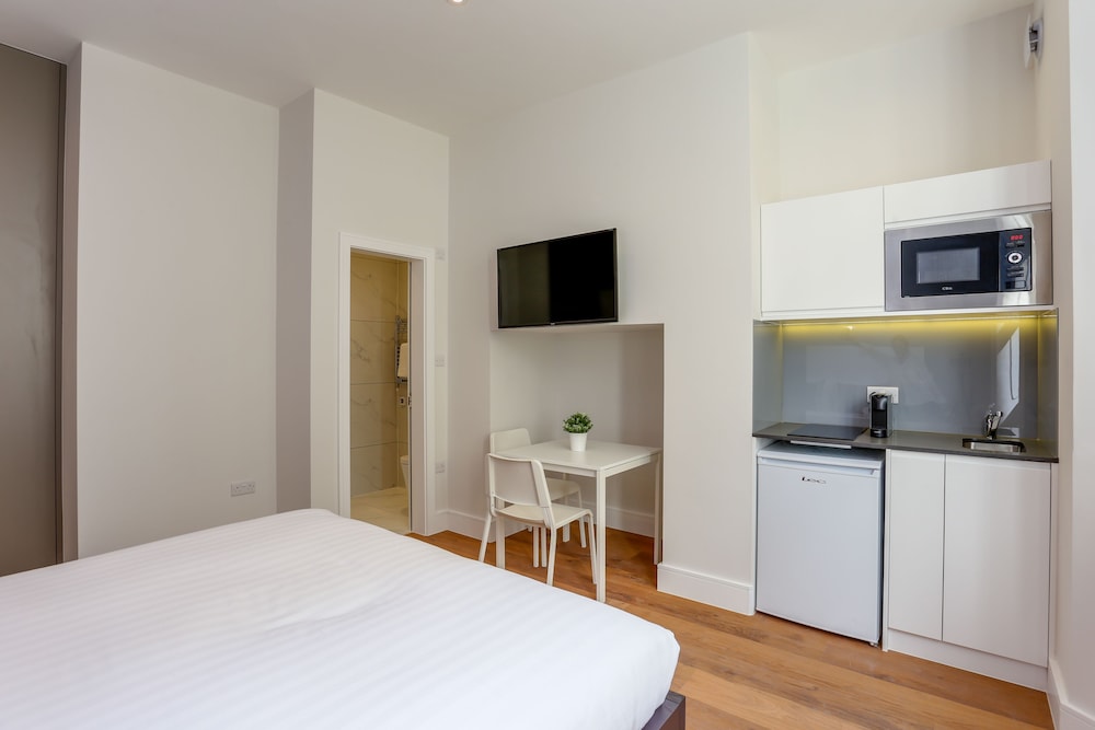 Queensborough Terrace Serviced Apartments 9/50