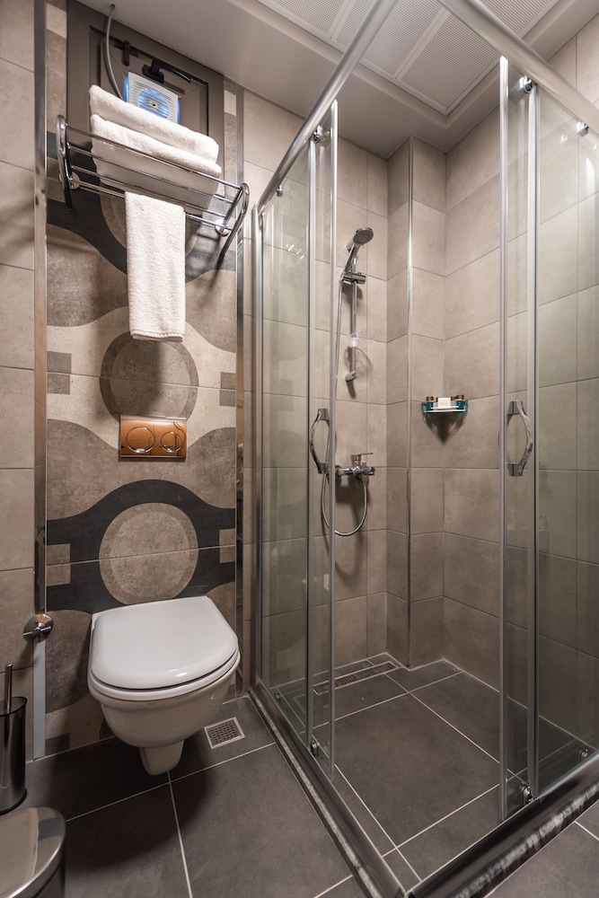Bram Hotel Istanbul 42/44