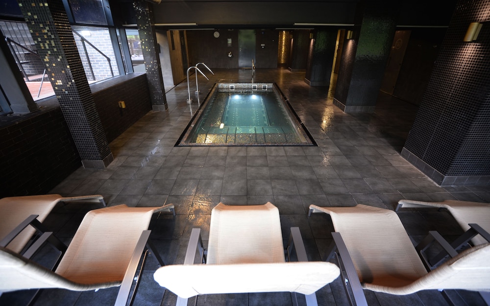 Waterside Hotel And Leisure Club 52/59
