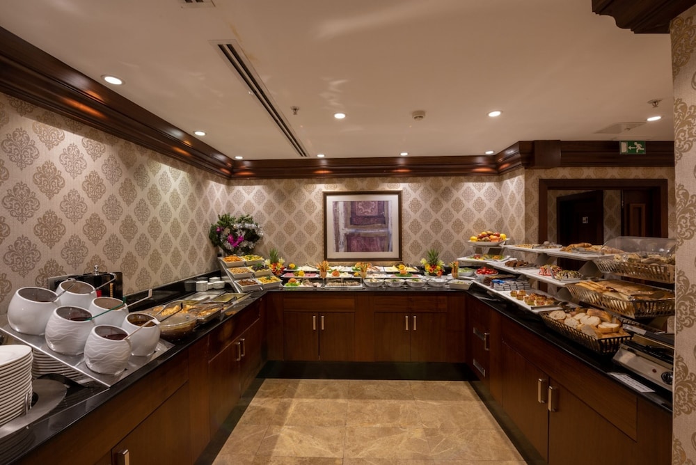Crestium Taksim Prive & Spa 59/62