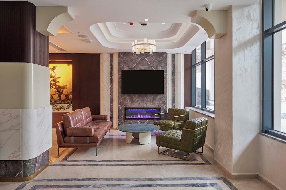 Ciragan Hotel Bosphorus Istanbul 58/68