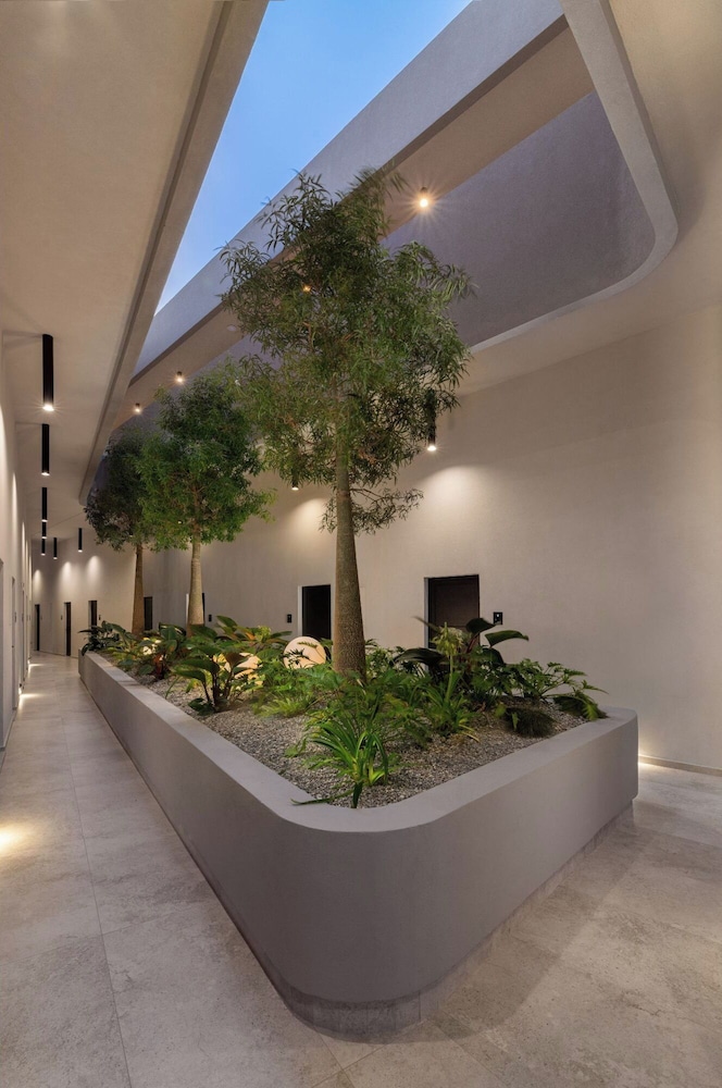 Agkyra Boutique Hotel 63/67