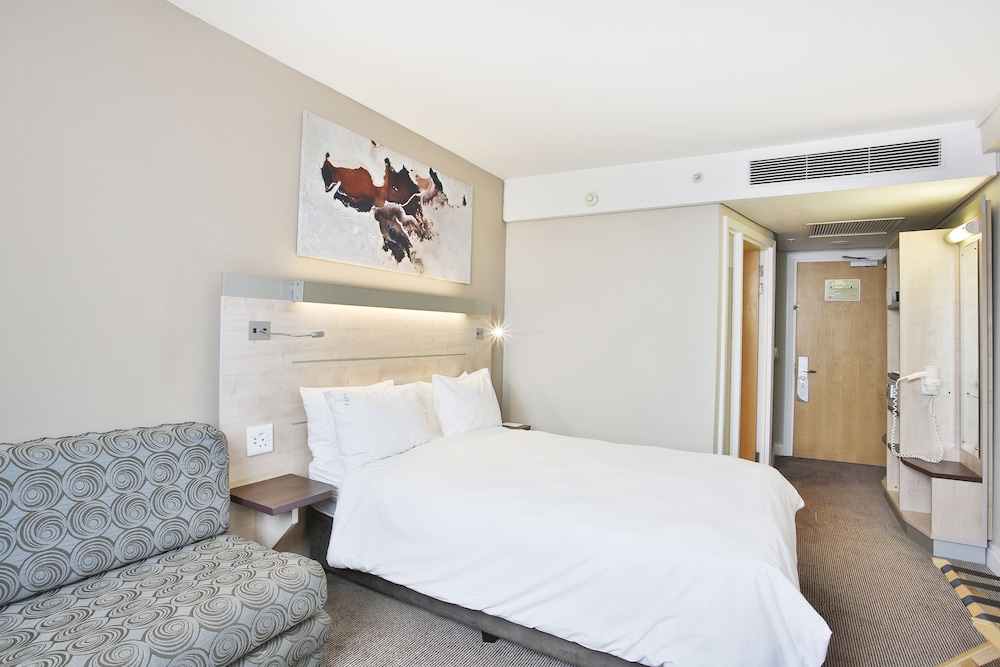RH Hotel Pretoria 11/49