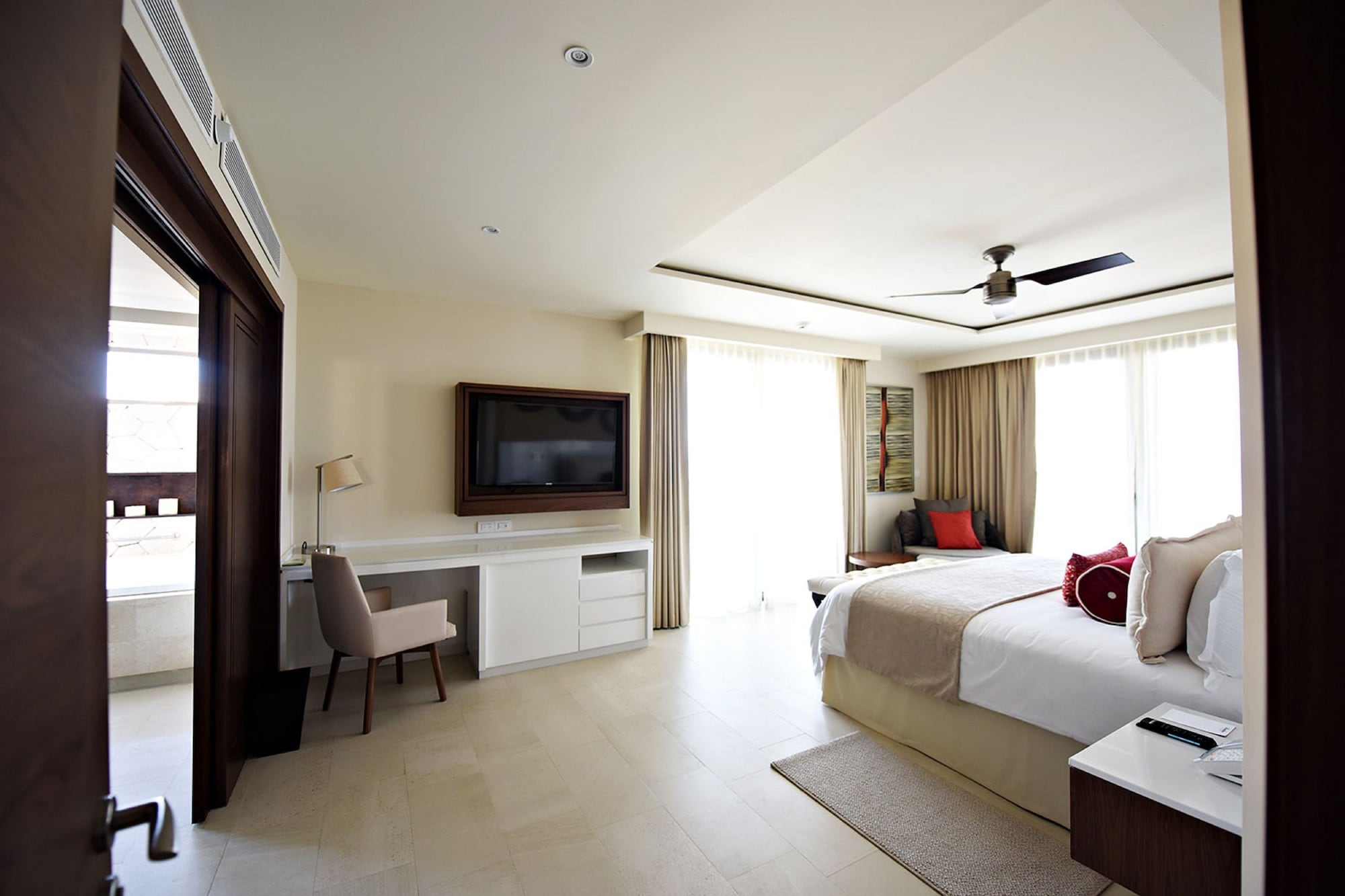 1 Bedroom, Diamond Club, Presidential, Luxury, Suite, King Bed, Sofa