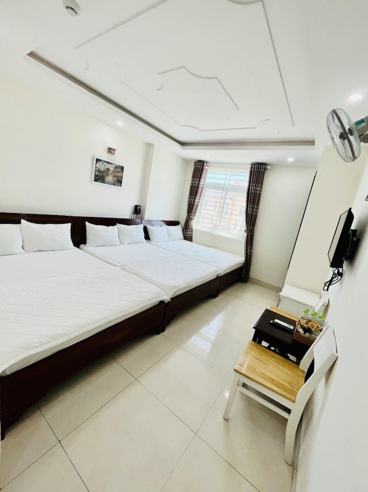 Bien Ngoc Hotel 24/38
