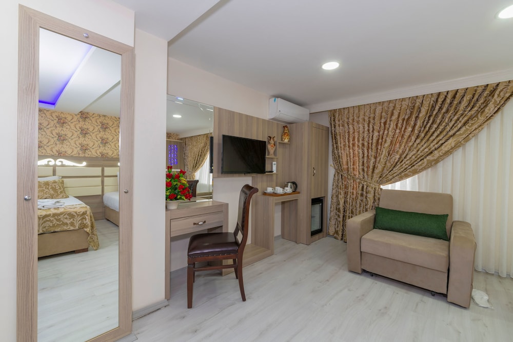 Raimond Hotel 26/29