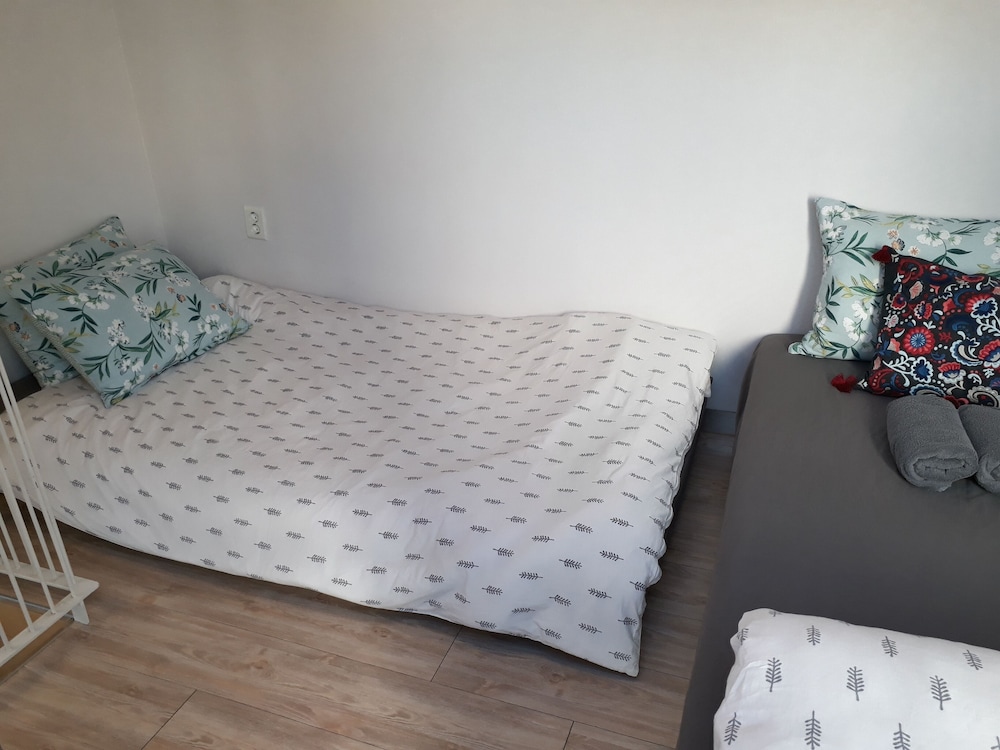 Inside Busan Hostel 20/50