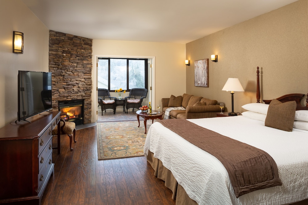 Meadowbrook Inn And Suites 11/45