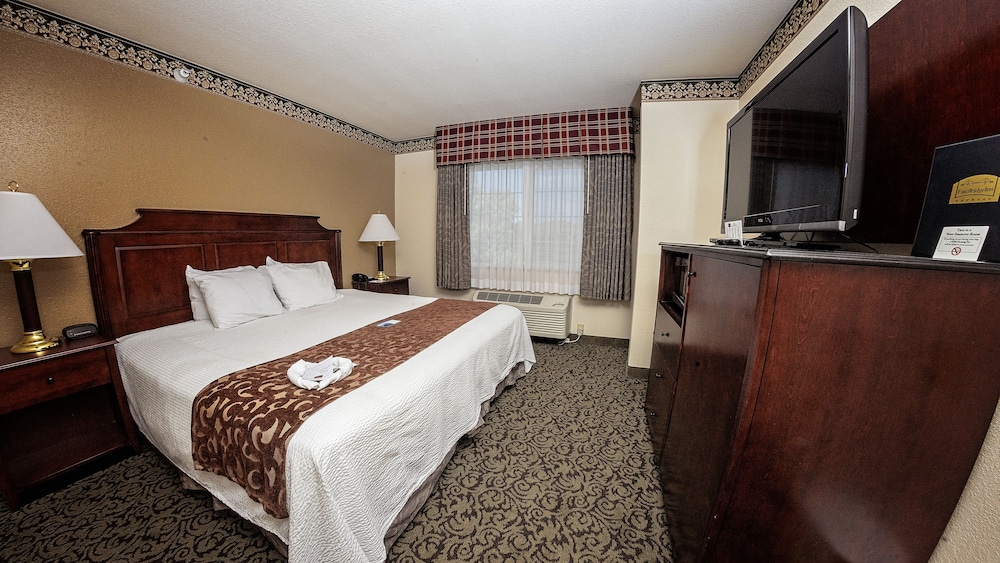 FairBridge Inn Express 15/51