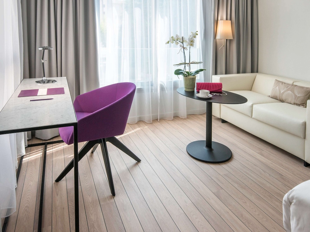 Mercure Ajaccio Centre 39/76