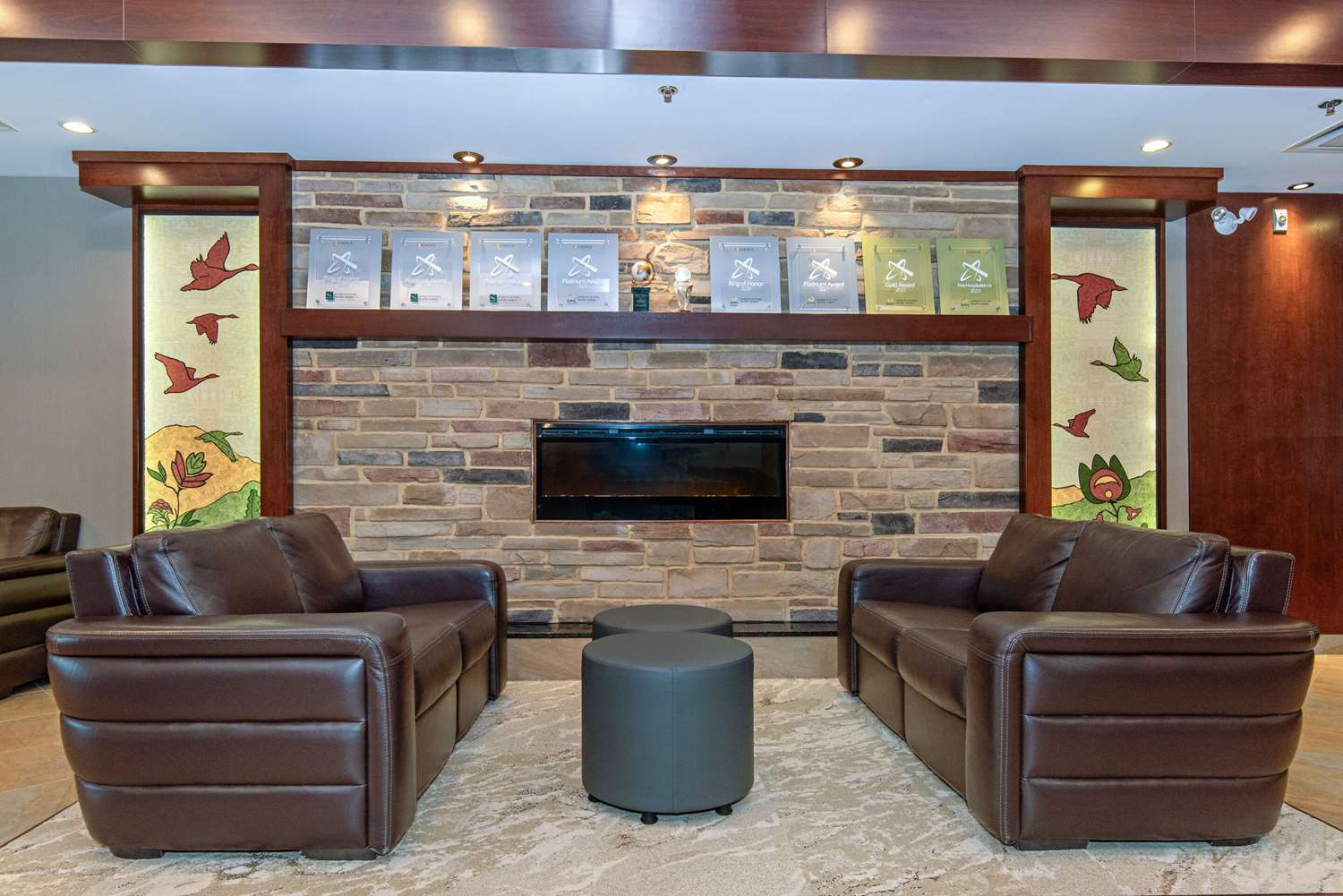 Quality Inn and Suites Val d Or, QC 12/15