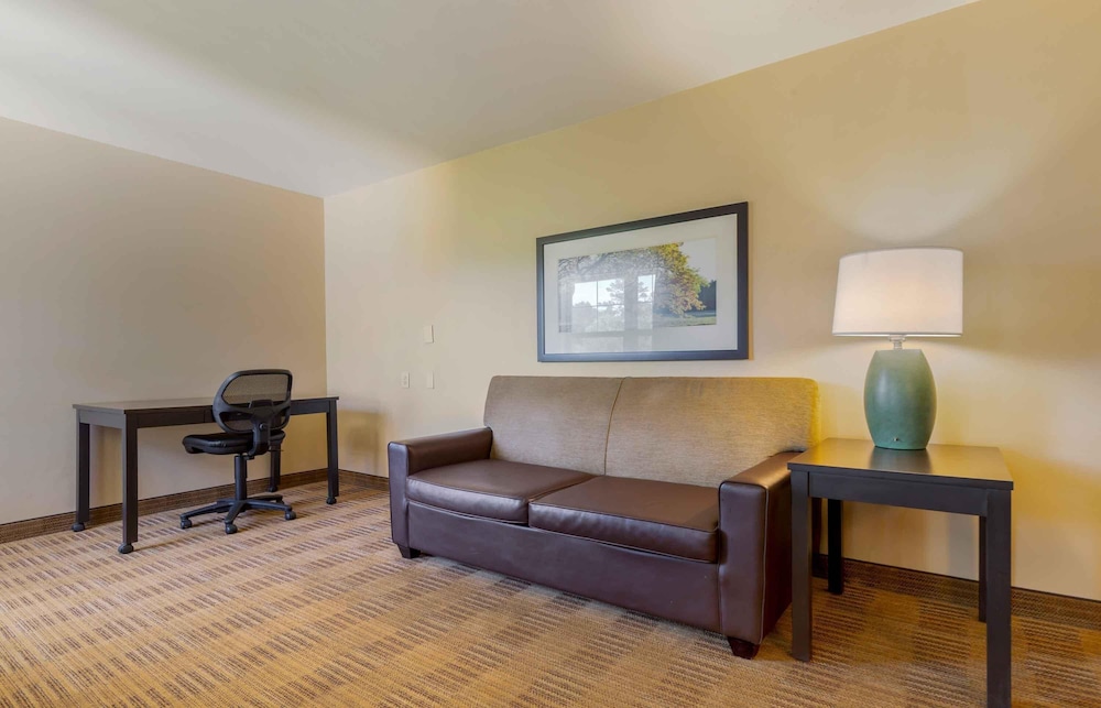 Extended Stay America - Columbia - Northwest Harbison 45/64