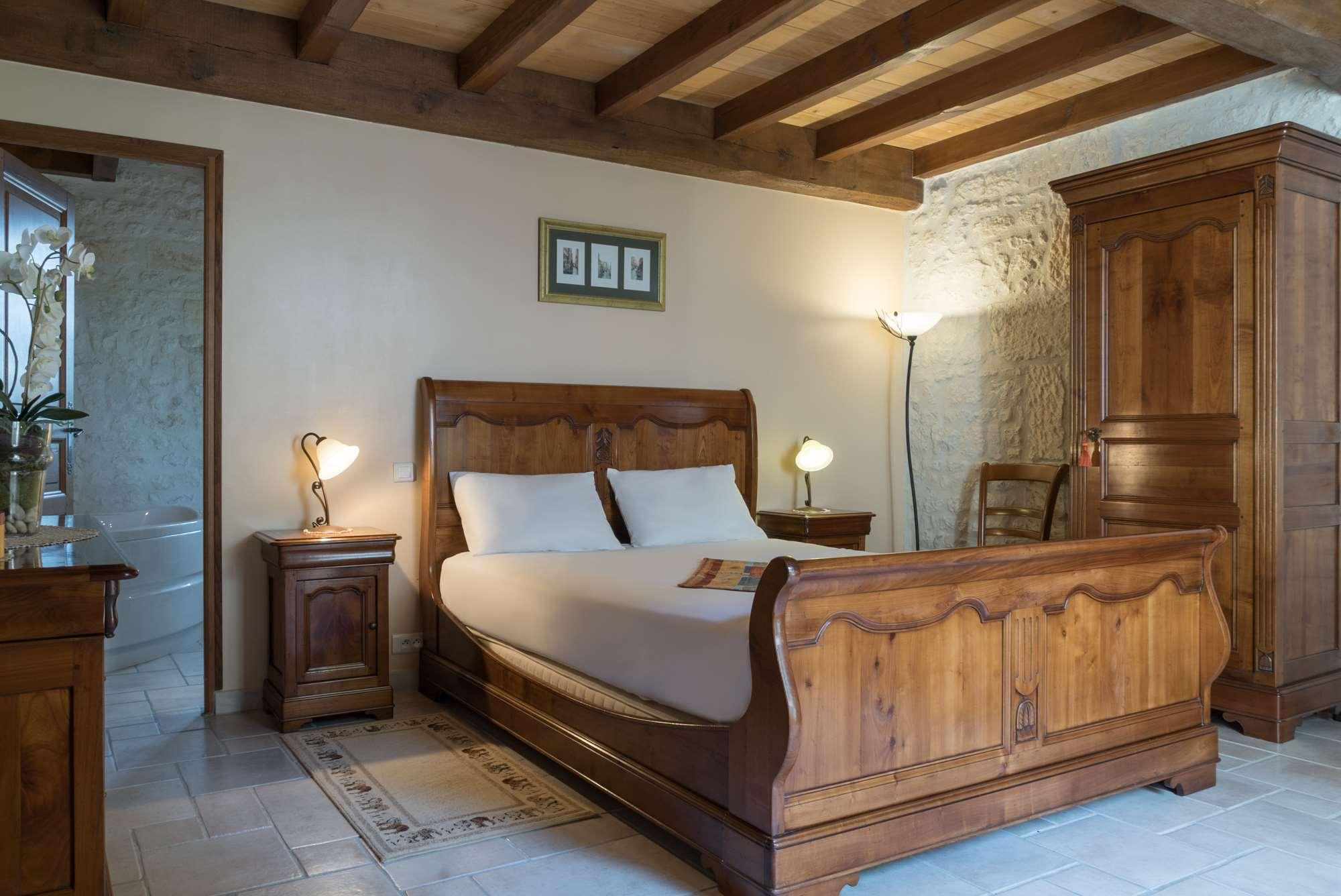 Relais De Saint Preuil 9/50