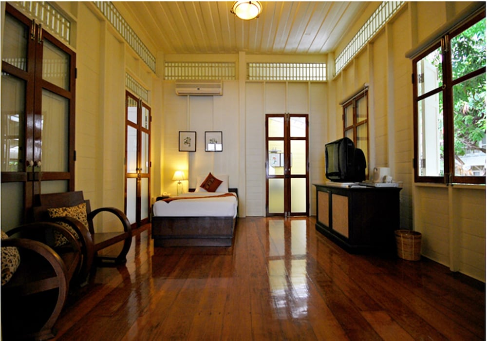 Baan Bayan Beach Hotel 46/73