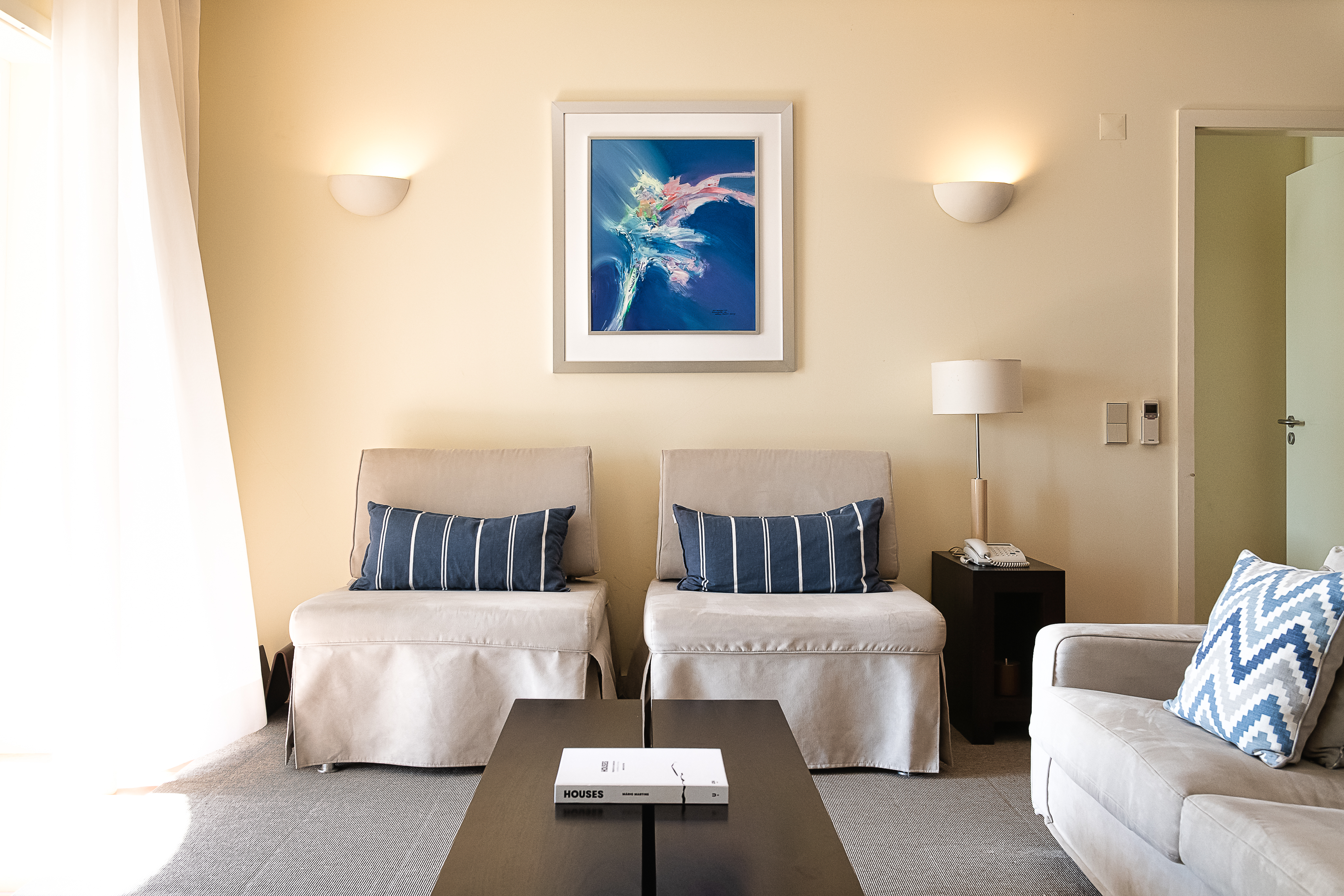 DOMES LAKE RESIDENCES 13/23