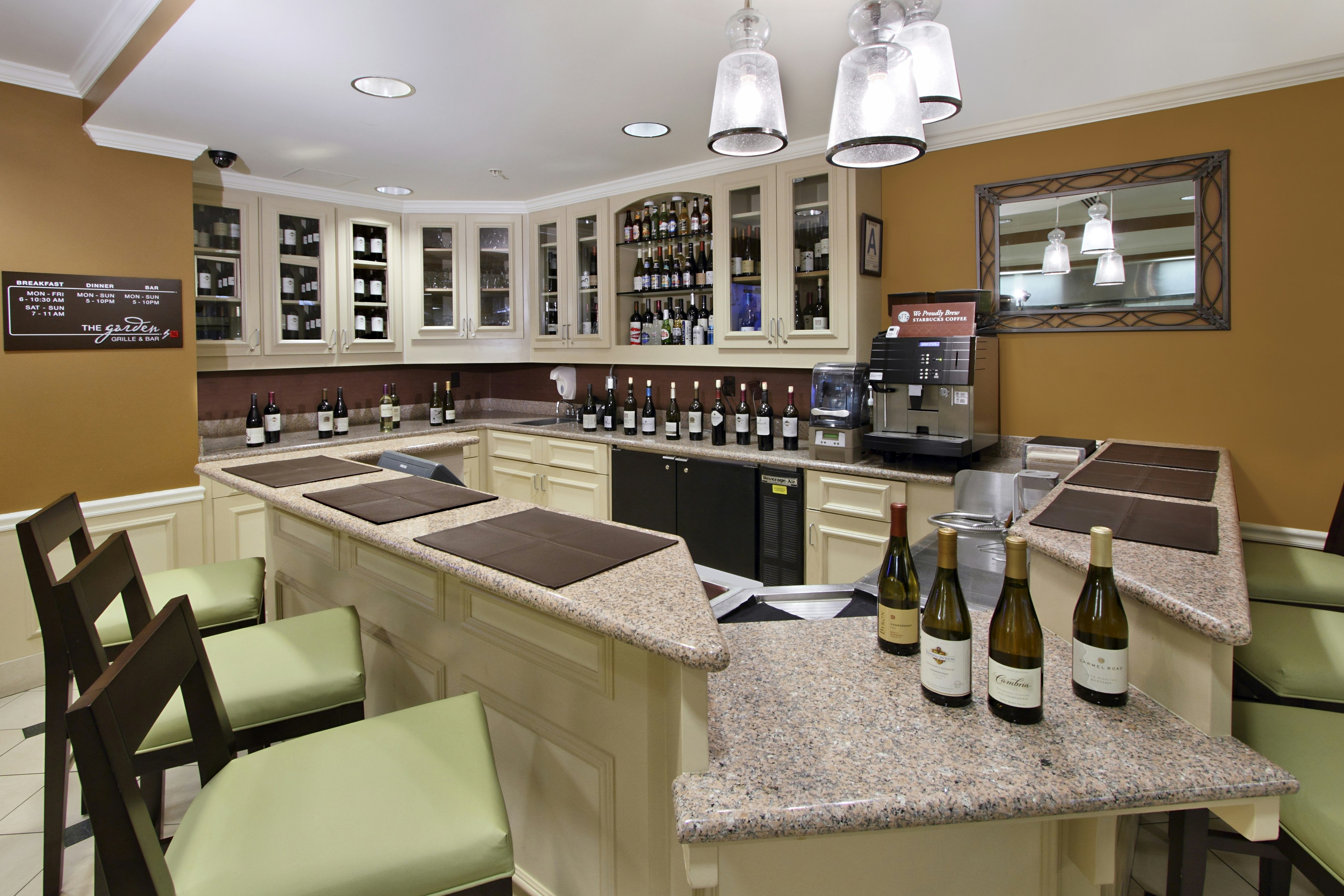 Hilton Garden Inn Calabasas 16/25