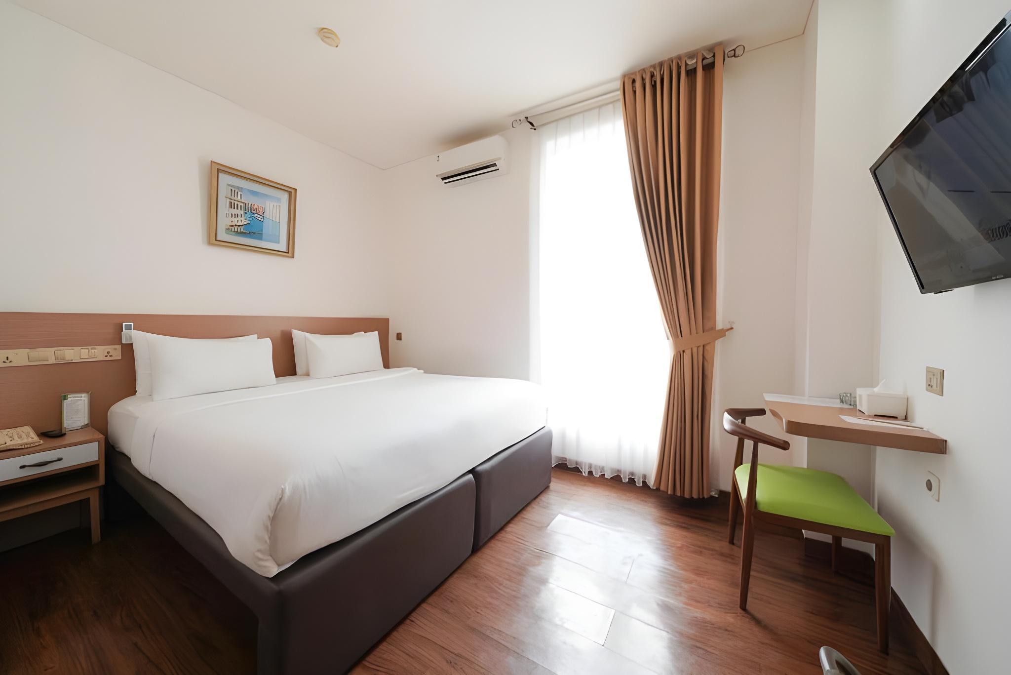 Smart, Double or Twin Bed