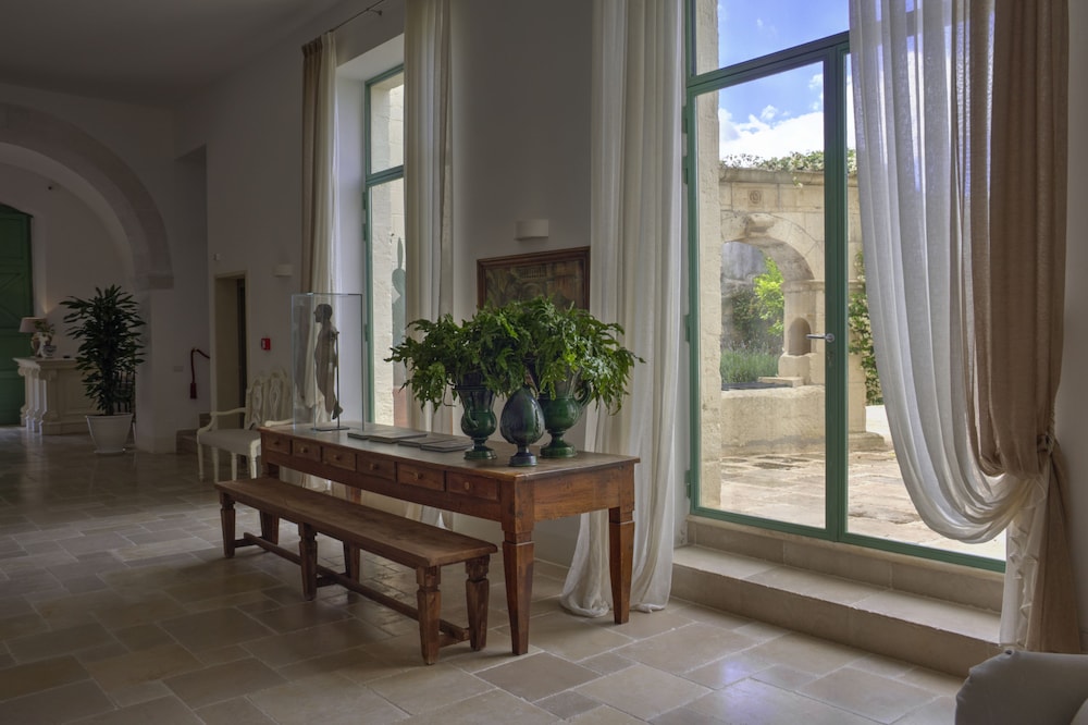 Palazzo Ducale Venturi Luxury Relais 4/72
