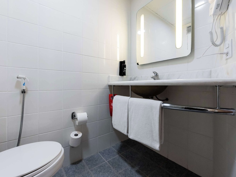 Ibis Joinville 57/58