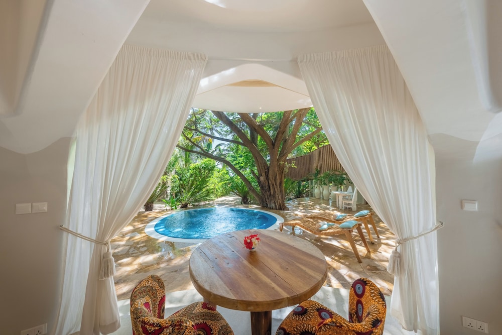 Xanadu Luxury Villas 24/50