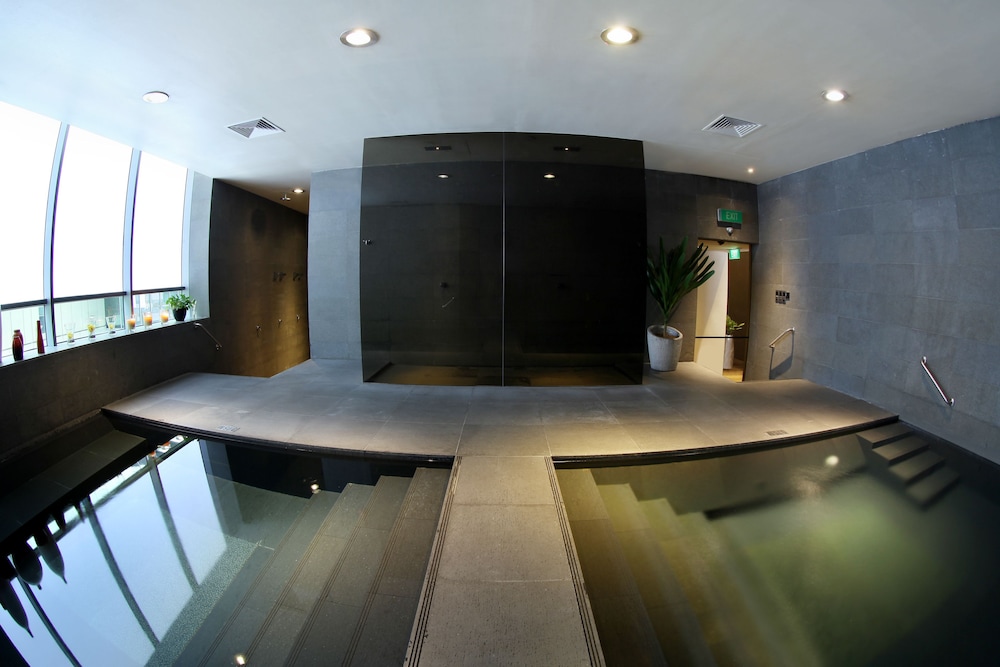 Pan Pacific Serviced Suites Orchard 38/76