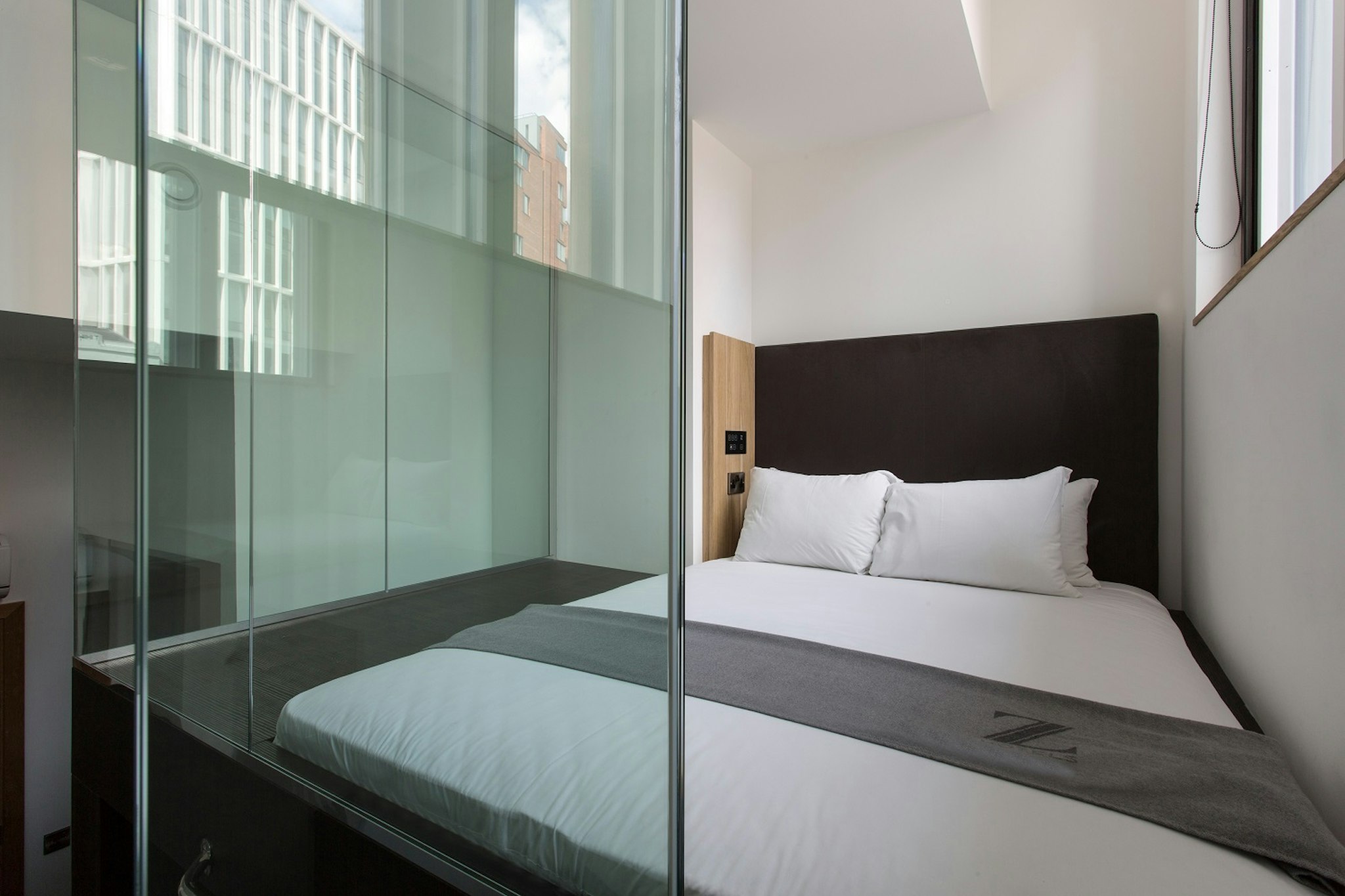 The Z Hotel Shoreditch 10/25