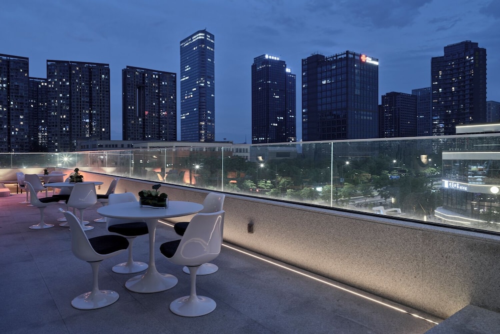 Pagoda Hotel Hangzhou Binjiang 40/60