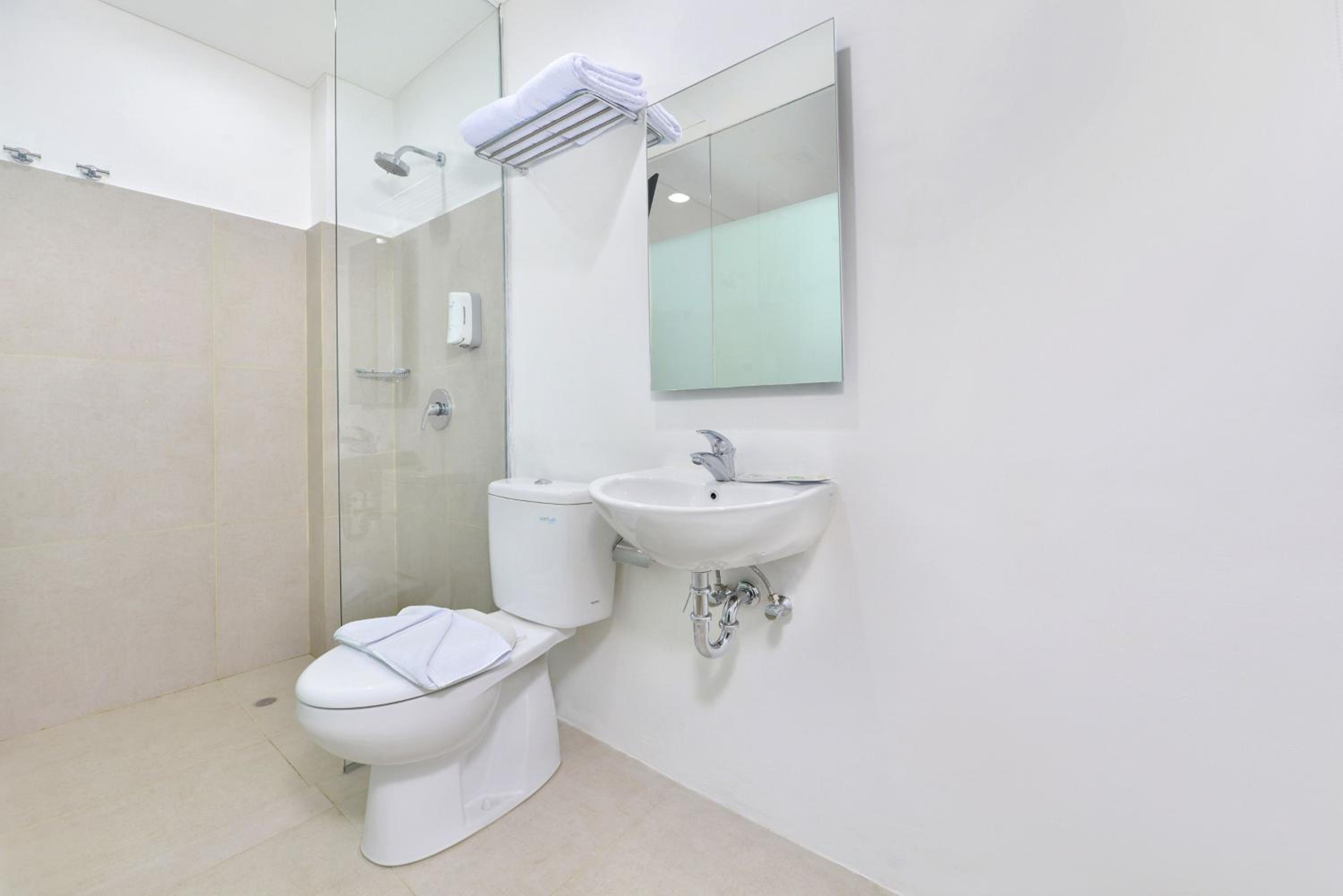 Whiz Hotel Falatehan Jakarta 56/57