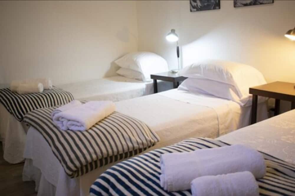 BA Stop Hotel House 24/50