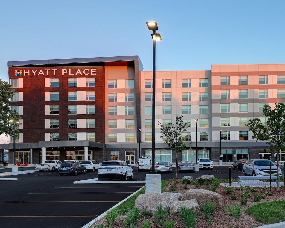 Hyatt Place Ottawa West 3/50