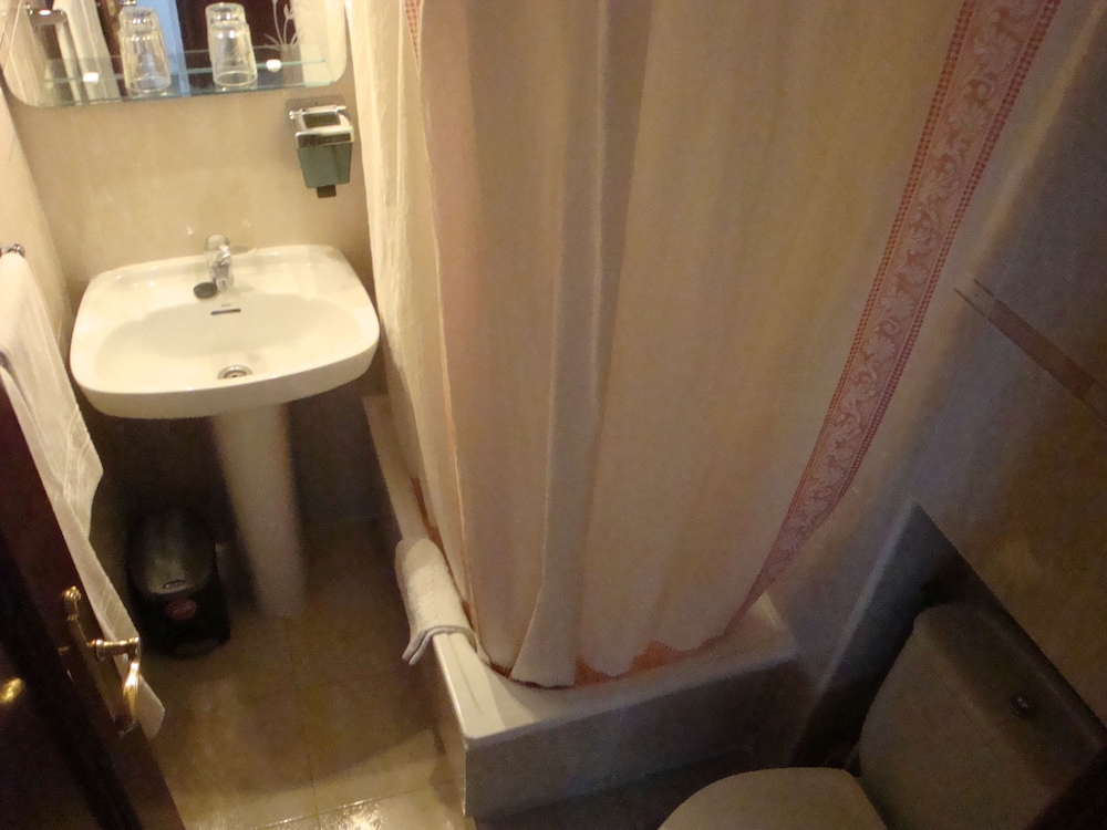 Hostal Zamora 39/39