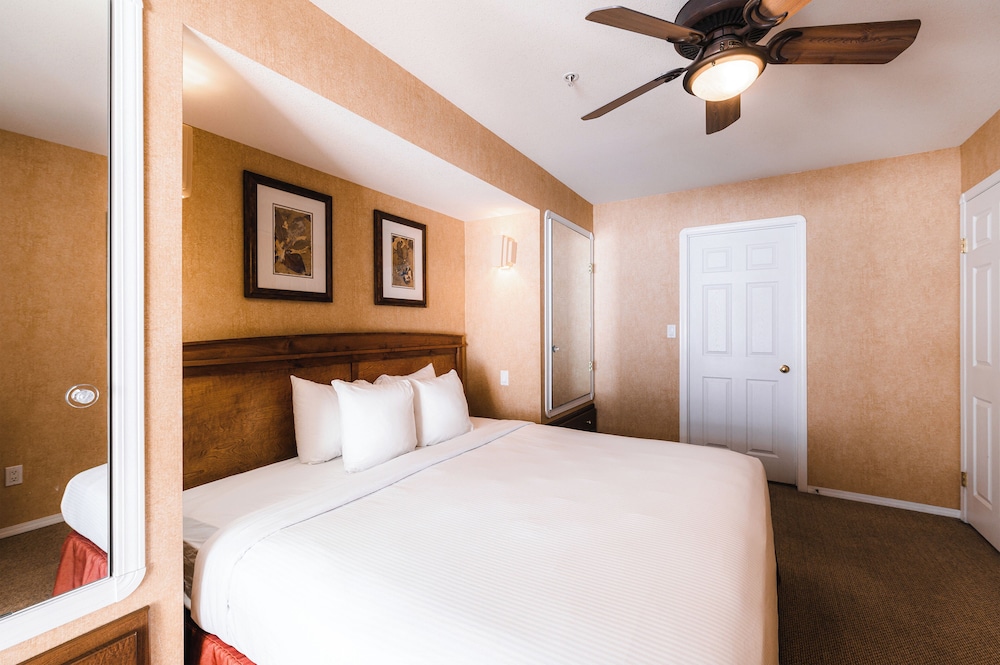 Mountain View Suites at Fairmont Hot Springs 13/63