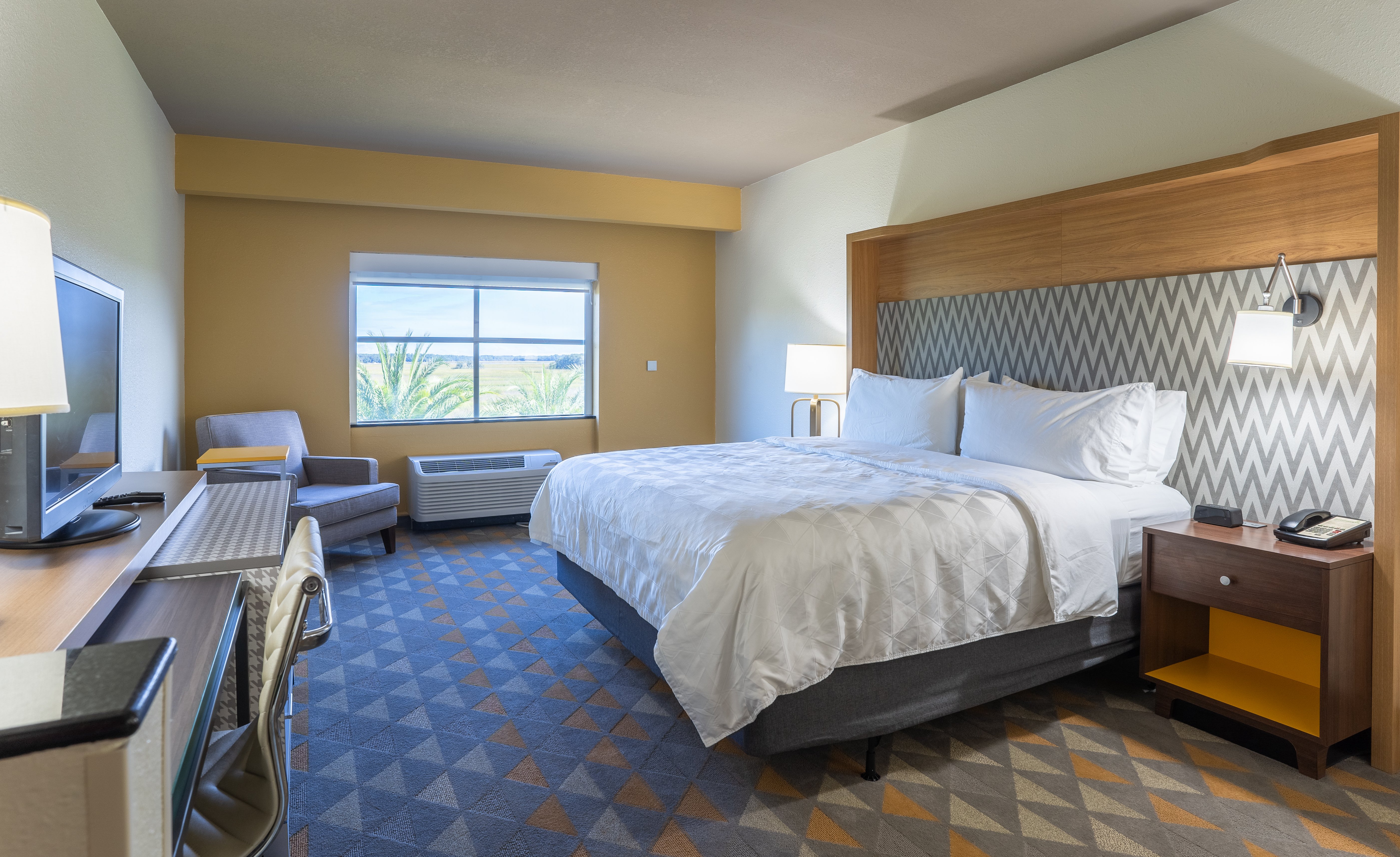 Holiday Inn Hotel And Suites Beaufort Highway 21 11/44