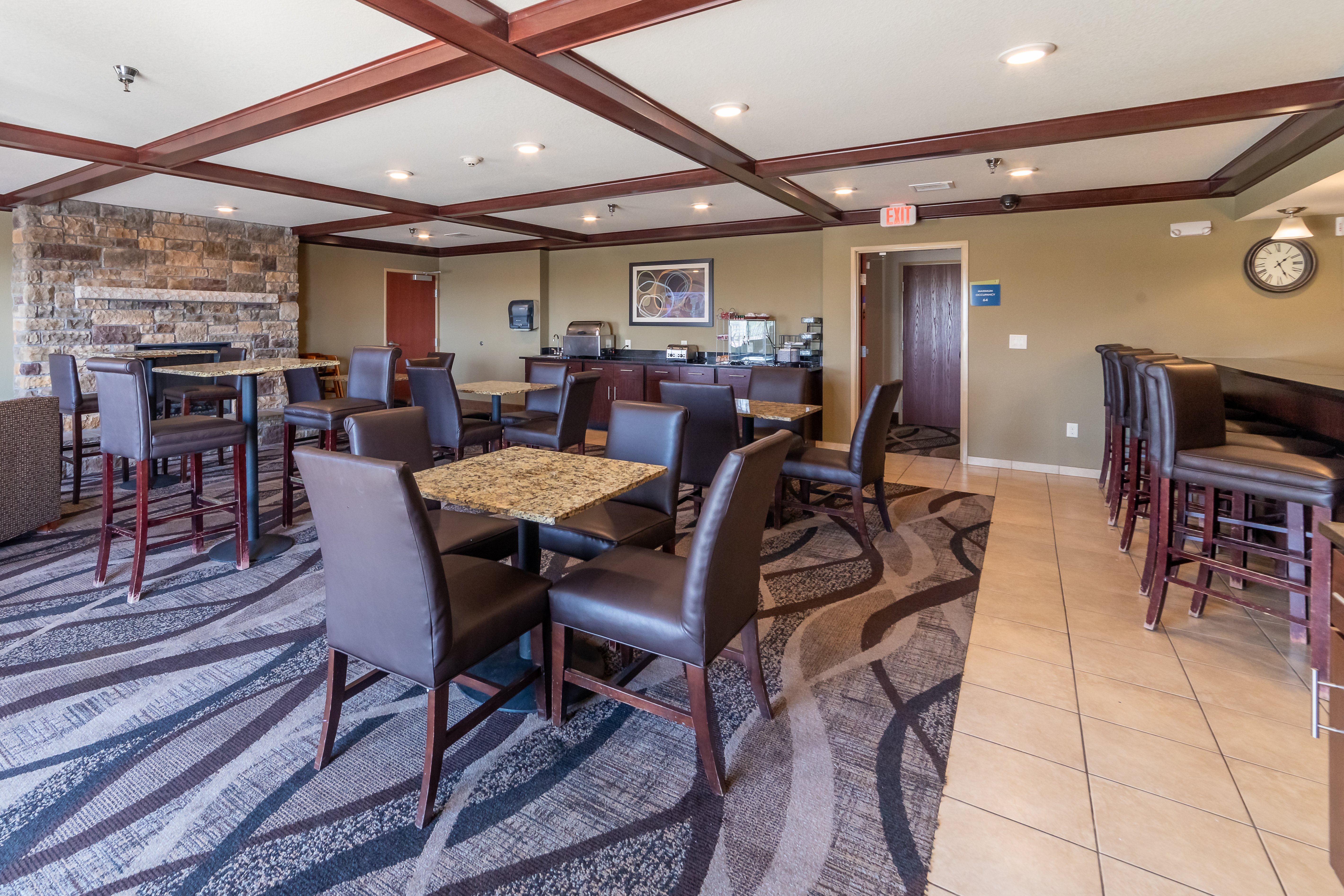 Cobblestone Inn Suites Eaton Co 55/72
